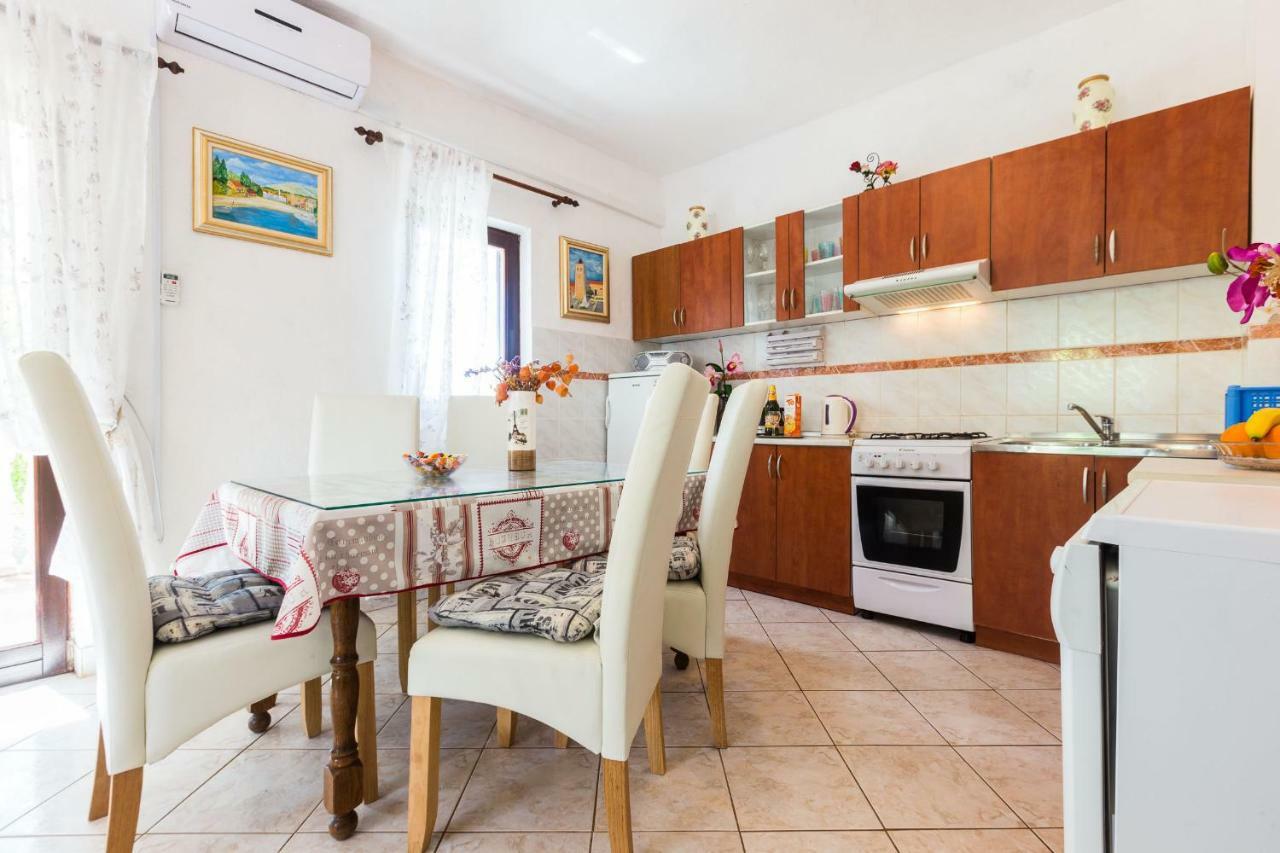 Holiday Home Flora Zadar Ngoại thất bức ảnh